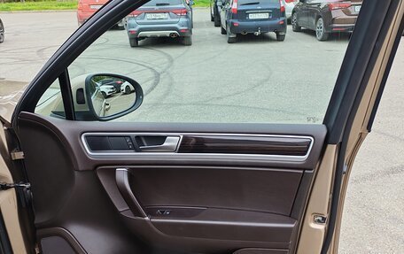 Volkswagen Touareg III, 2016 год, 3 000 000 рублей, 6 фотография