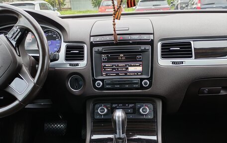 Volkswagen Touareg III, 2016 год, 3 000 000 рублей, 8 фотография