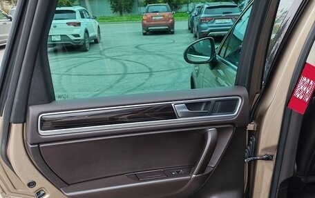 Volkswagen Touareg III, 2016 год, 3 000 000 рублей, 13 фотография