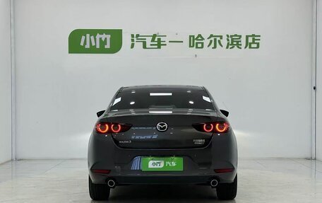 Mazda 3, 2023 год, 1 790 000 рублей, 11 фотография