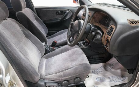 Nissan Avenir II, 1998 год, 299 000 рублей, 11 фотография