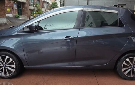 Renault ZOE I рестайлинг, 2021 год, 1 417 000 рублей, 8 фотография