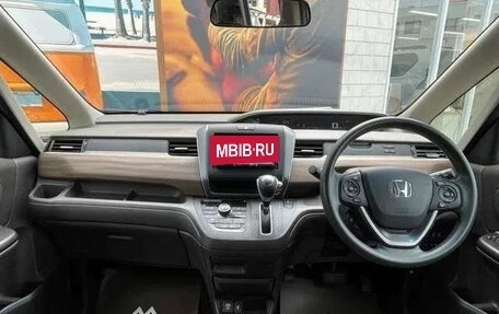 Honda Freed II, 2022 год, 1 278 000 рублей, 10 фотография
