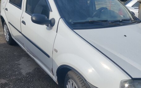 Renault Logan I, 2006 год, 240 000 рублей, 4 фотография