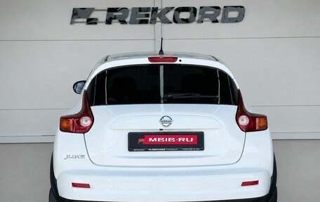 Nissan Juke II, 2011 год, 949 000 рублей, 6 фотография