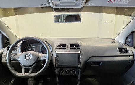 Volkswagen Polo VI (EU Market), 2019 год, 1 078 000 рублей, 14 фотография