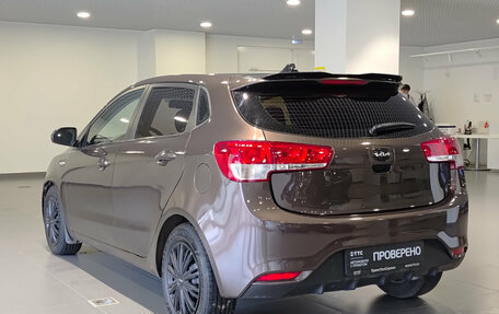 KIA Rio III рестайлинг, 2016 год, 900 000 рублей, 7 фотография