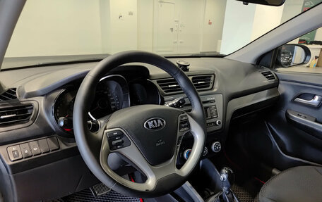 KIA Rio III рестайлинг, 2016 год, 900 000 рублей, 16 фотография