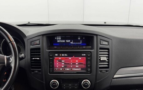 Mitsubishi Pajero IV, 2011 год, 2 150 000 рублей, 11 фотография