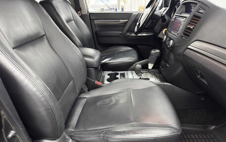 Mitsubishi Pajero IV, 2011 год, 2 150 000 рублей, 14 фотография