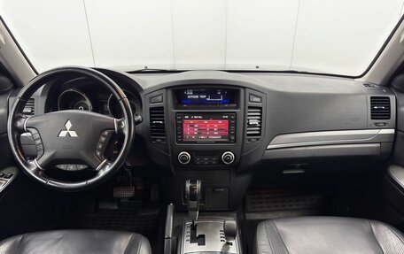 Mitsubishi Pajero IV, 2011 год, 2 150 000 рублей, 12 фотография