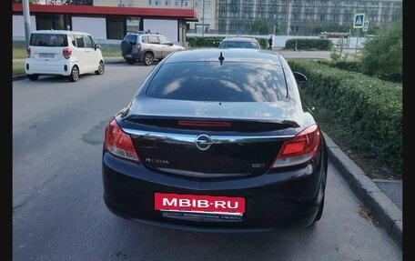 Opel Insignia II рестайлинг, 2010 год, 800 000 рублей, 2 фотография
