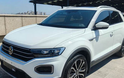 Volkswagen T-Roc I, 2021 год, 1 610 000 рублей, 1 фотография