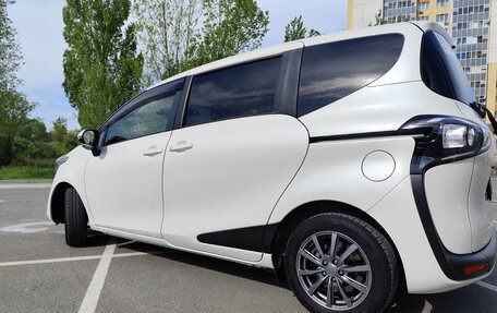 Toyota Sienta II, 2019 год, 1 370 000 рублей, 7 фотография