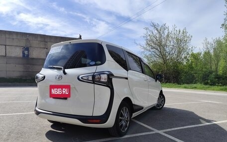 Toyota Sienta II, 2019 год, 1 370 000 рублей, 2 фотография