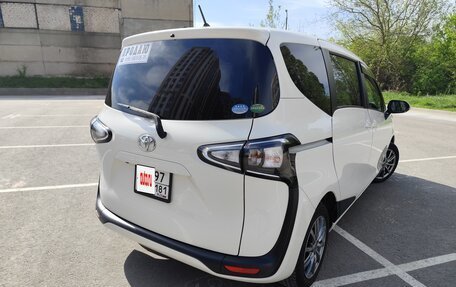 Toyota Sienta II, 2019 год, 1 370 000 рублей, 13 фотография
