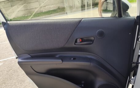 Toyota Sienta II, 2019 год, 1 370 000 рублей, 32 фотография