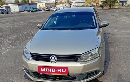 Volkswagen Jetta VI, 2012 год, 774 000 рублей, 4 фотография