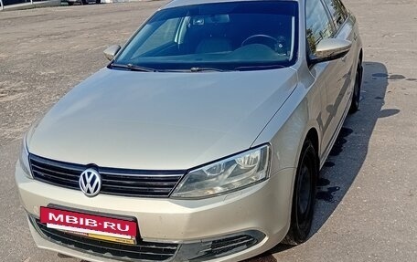 Volkswagen Jetta VI, 2012 год, 774 000 рублей, 2 фотография