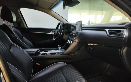 Genesis G70 I, 2018 год, 1 950 000 рублей, 13 фотография