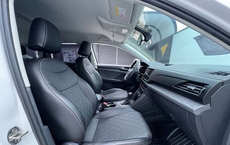 Volkswagen Tharu, 2022 год, 1 737 000 рублей, 17 фотография