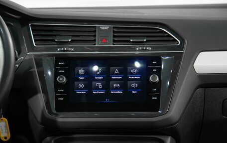 Volkswagen Tiguan II, 2022 год, 2 850 000 рублей, 18 фотография
