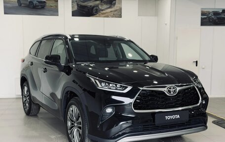 Toyota Highlander, 2026 год, 5 500 000 рублей, 2 фотография
