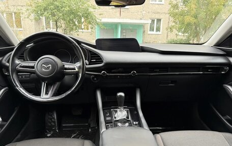 Mazda 3, 2019 год, 1 850 000 рублей, 4 фотография