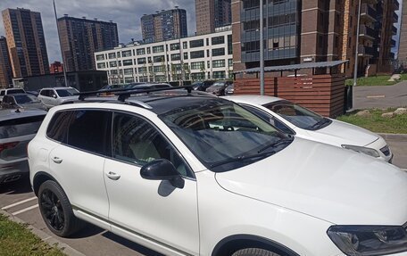 Volkswagen Touareg III, 2015 год, 2 630 000 рублей, 2 фотография