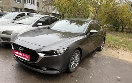 Mazda 3, 2019 год, 1 850 000 рублей, 2 фотография