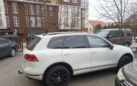 Volkswagen Touareg III, 2015 год, 2 630 000 рублей, 16 фотография