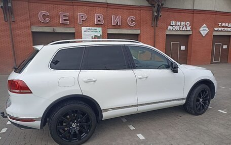 Volkswagen Touareg III, 2015 год, 2 630 000 рублей, 5 фотография