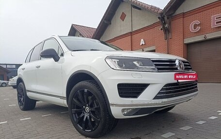 Volkswagen Touareg III, 2015 год, 2 630 000 рублей, 6 фотография