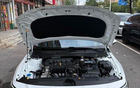 Hyundai Elantra, 2023 год, 1 130 000 рублей, 7 фотография