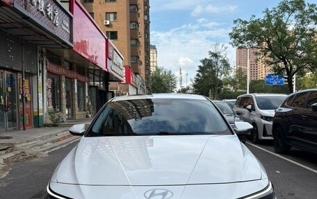Hyundai Elantra, 2023 год, 1 130 000 рублей, 2 фотография