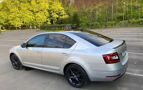 Skoda Octavia, 2018 год, 2 000 000 рублей, 2 фотография