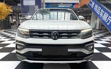 Volkswagen T-Cross I, 2022 год, 1 646 000 рублей, 2 фотография