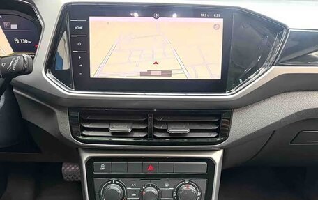 Volkswagen T-Cross I, 2022 год, 1 646 000 рублей, 14 фотография