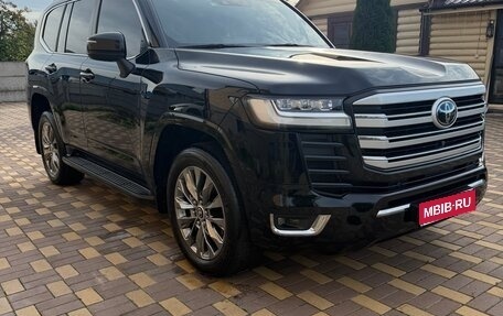 Toyota Land Cruiser, 2023 год, 11 599 000 рублей, 1 фотография