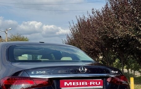 Mercedes-Benz E-Класс, 2021 год, 5 600 000 рублей, 10 фотография