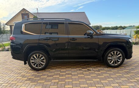 Toyota Land Cruiser, 2023 год, 11 599 000 рублей, 8 фотография