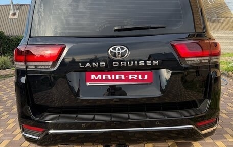 Toyota Land Cruiser, 2023 год, 11 599 000 рублей, 6 фотография