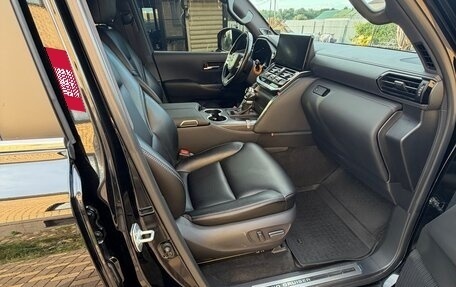 Toyota Land Cruiser, 2023 год, 11 599 000 рублей, 13 фотография