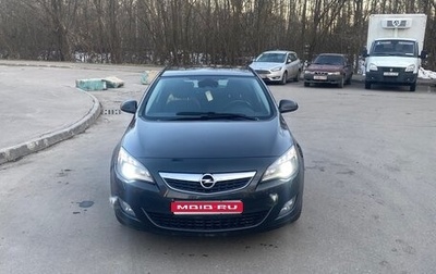 Opel Astra J, 2011 год, 690 000 рублей, 1 фотография