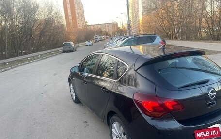 Opel Astra J, 2011 год, 690 000 рублей, 6 фотография