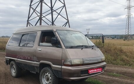Toyota Town Ace III, 1991 год, 370 000 рублей, 1 фотография
