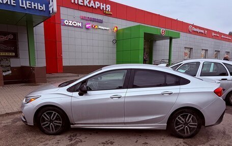 Chevrolet Cruze II, 2018 год, 1 060 000 рублей, 4 фотография
