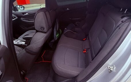 Chevrolet Cruze II, 2018 год, 1 060 000 рублей, 6 фотография