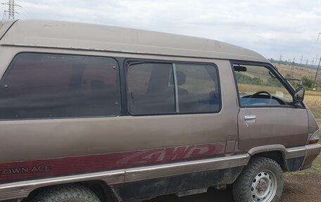 Toyota Town Ace III, 1991 год, 370 000 рублей, 8 фотография