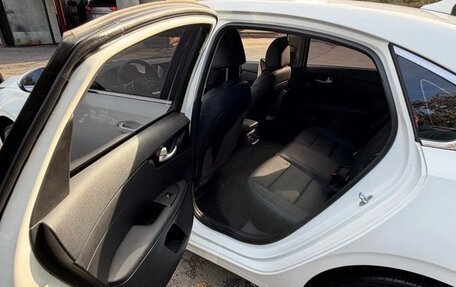 KIA K3, 2023 год, 2 167 000 рублей, 13 фотография